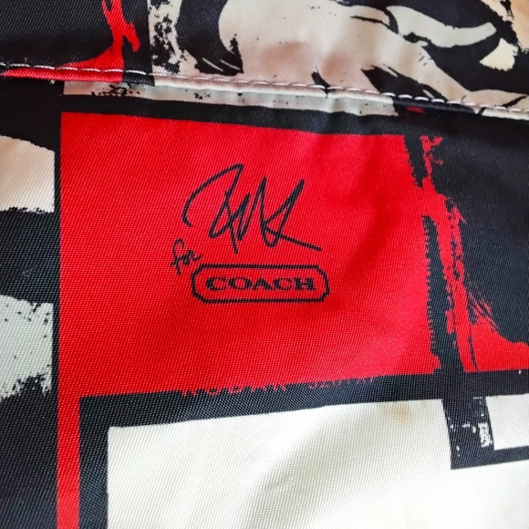 Limited Edition UFC x Coach collab - Picture 10 of 15